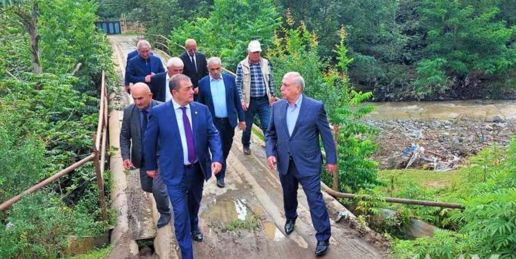 Astarada sel sularının zərər vurduğu yol və körpülərə baxış keçirilmişdir